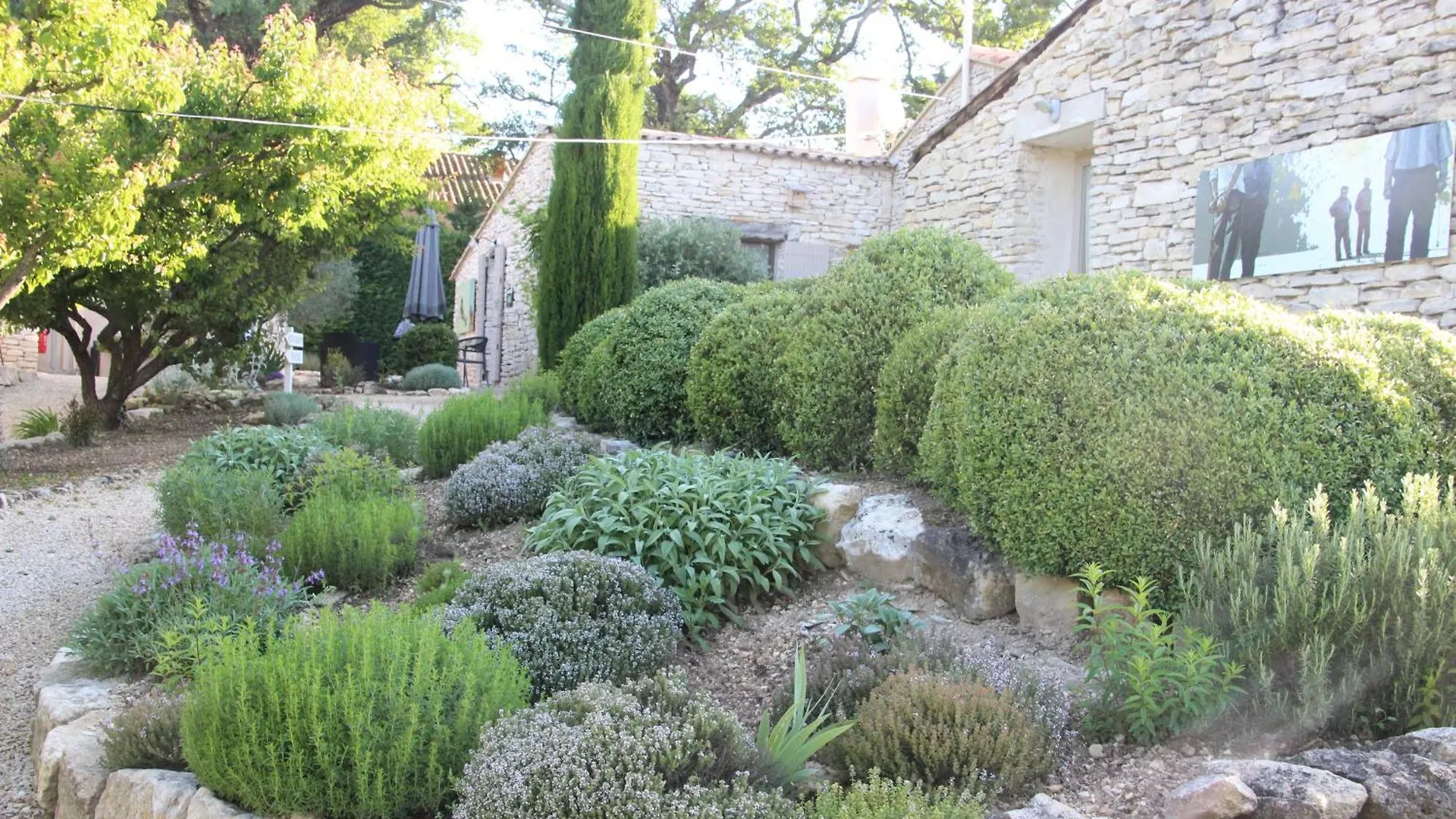 Le Hameau Fleur De Pierres , Chambre , Gite Et Table D'Hotes Murs  Murs (Vaucluse)