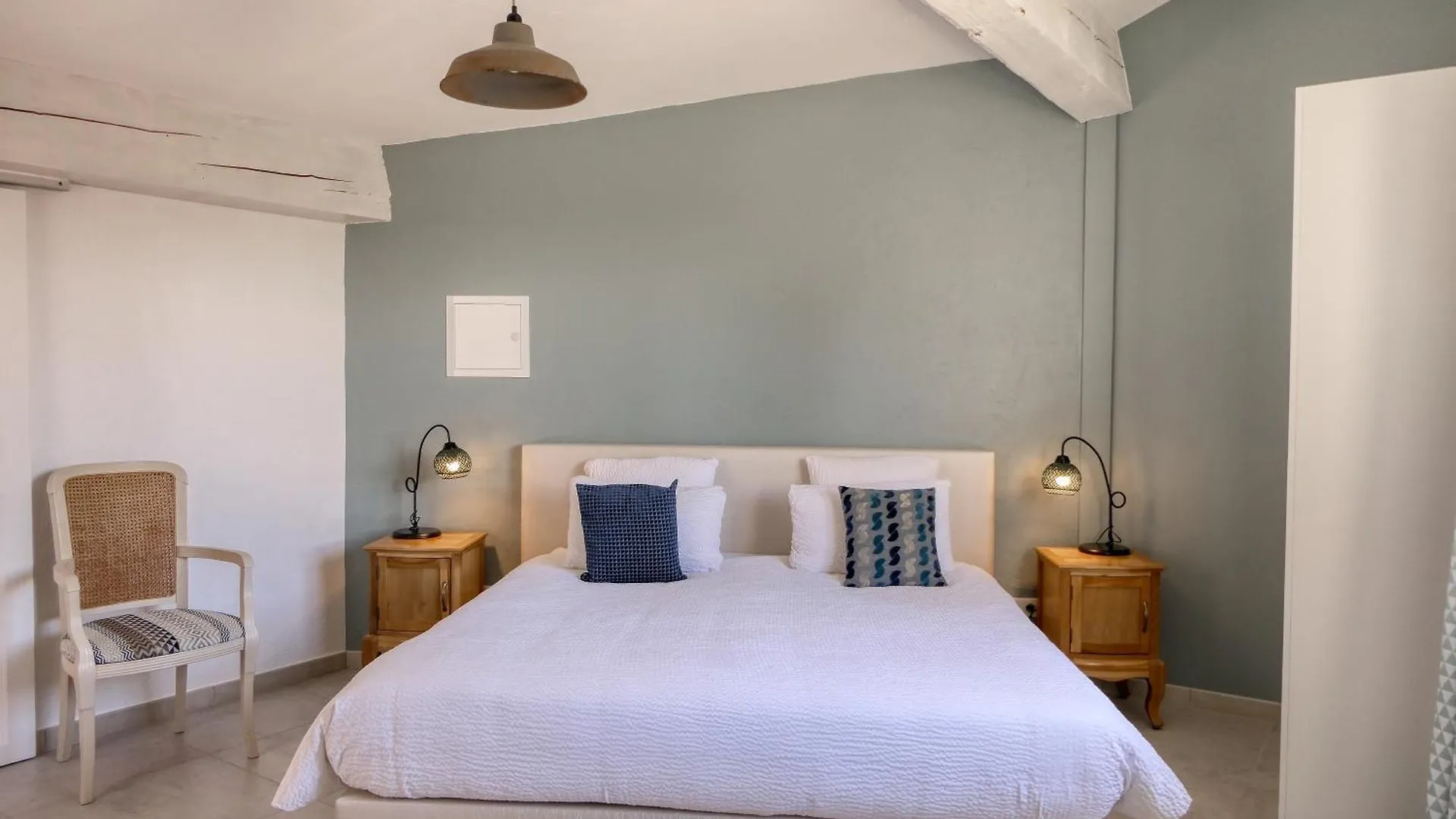 Gasthof Le Hameau Fleur De Pierres , Chambre , Gite Et Table D'Hotes Murs