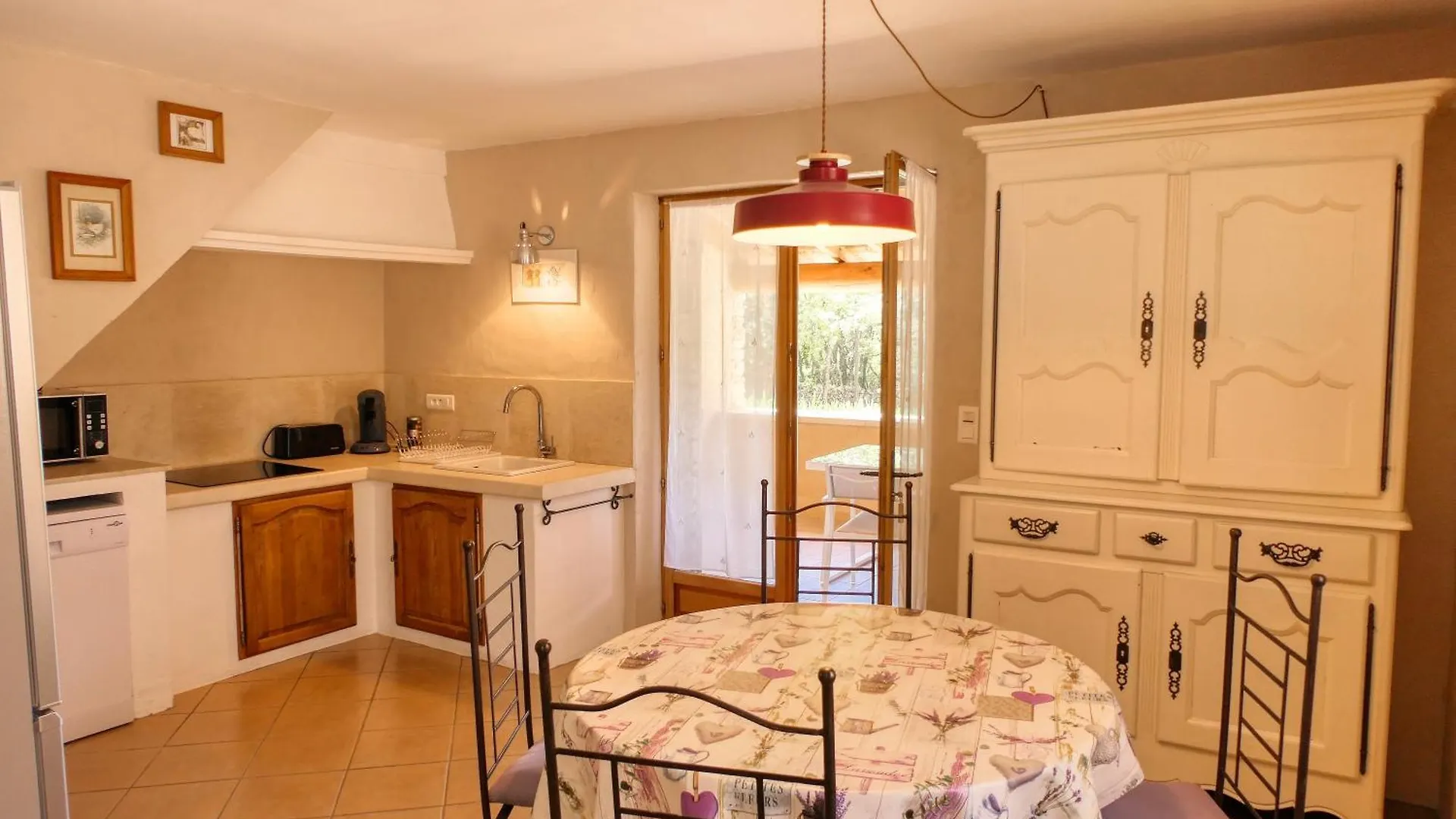 Gasthof Le Hameau Fleur De Pierres , Chambre , Gite Et Table D'Hotes Murs