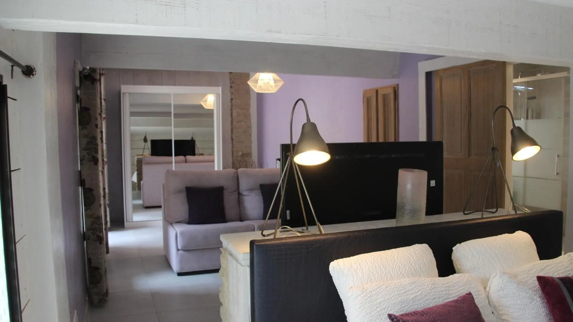 Le Hameau Fleur De Pierres , Chambre , Gite Et Table D'Hotes Murs  Murs (Vaucluse)