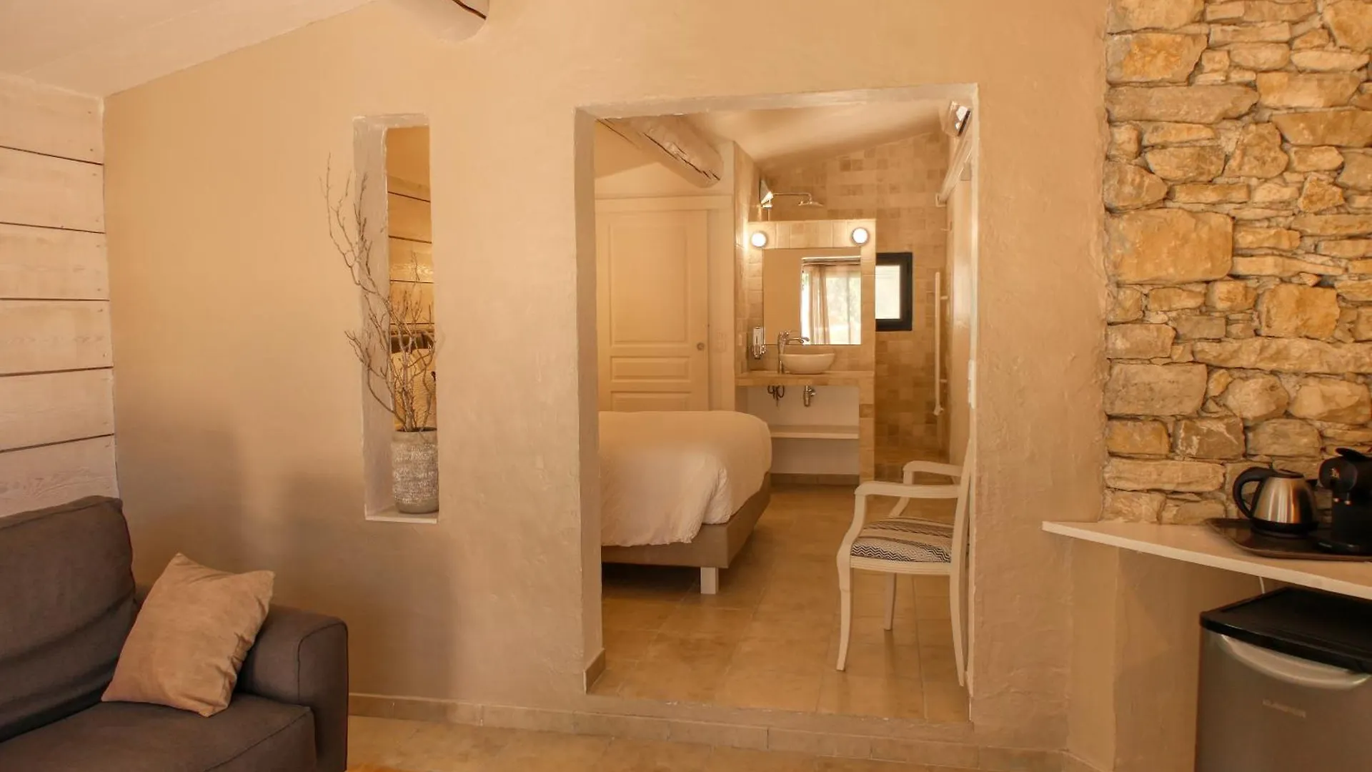 *** Gasthof Le Hameau Fleur De Pierres , Chambre , Gite Et Table D'Hotes Murs  Frankreich