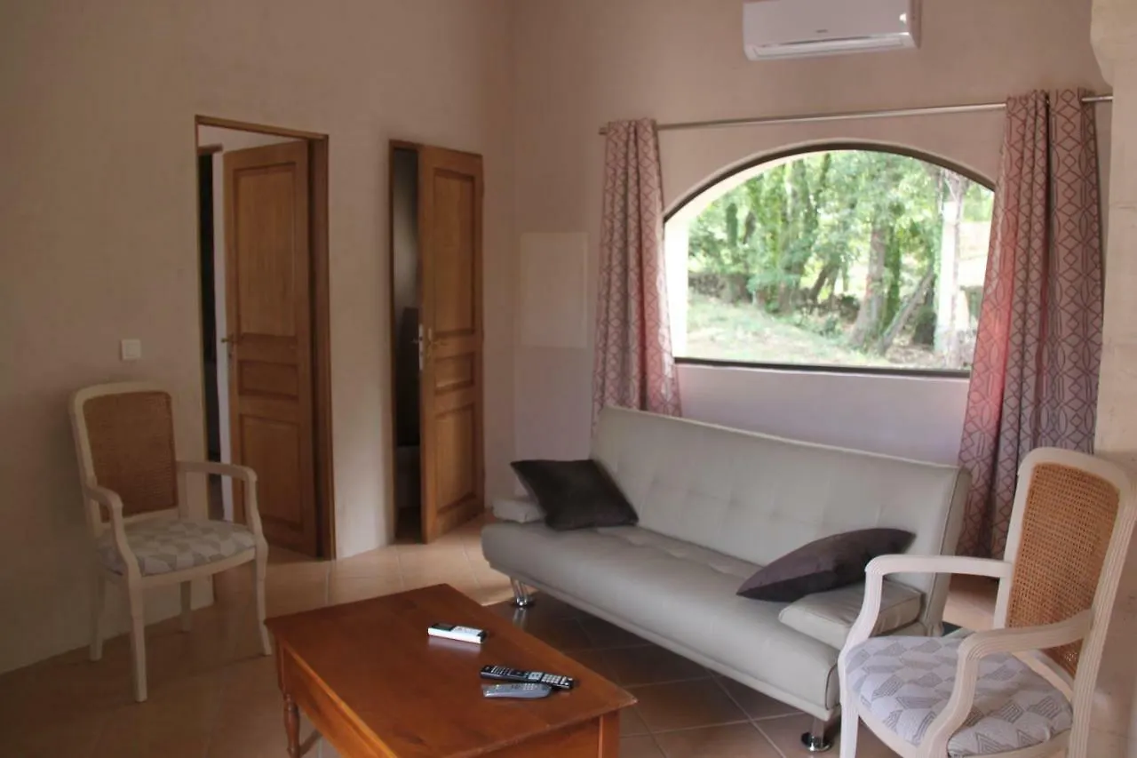 Le Hameau Fleur De Pierres , Chambre , Gite Et Table D'Hotes Murs  3*, Murs (Vaucluse)