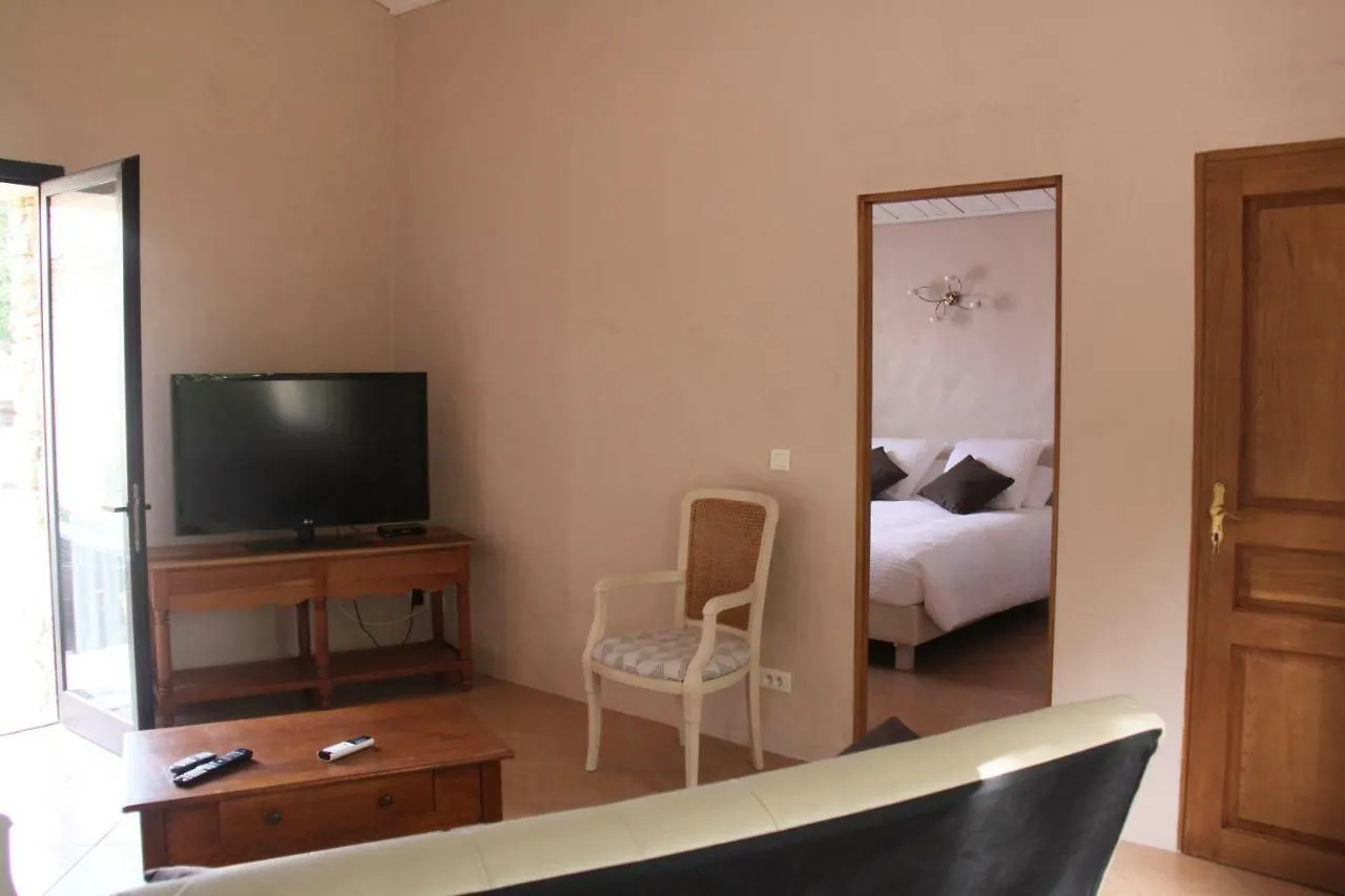 Gasthof Le Hameau Fleur De Pierres , Chambre , Gite Et Table D'Hotes Murs
