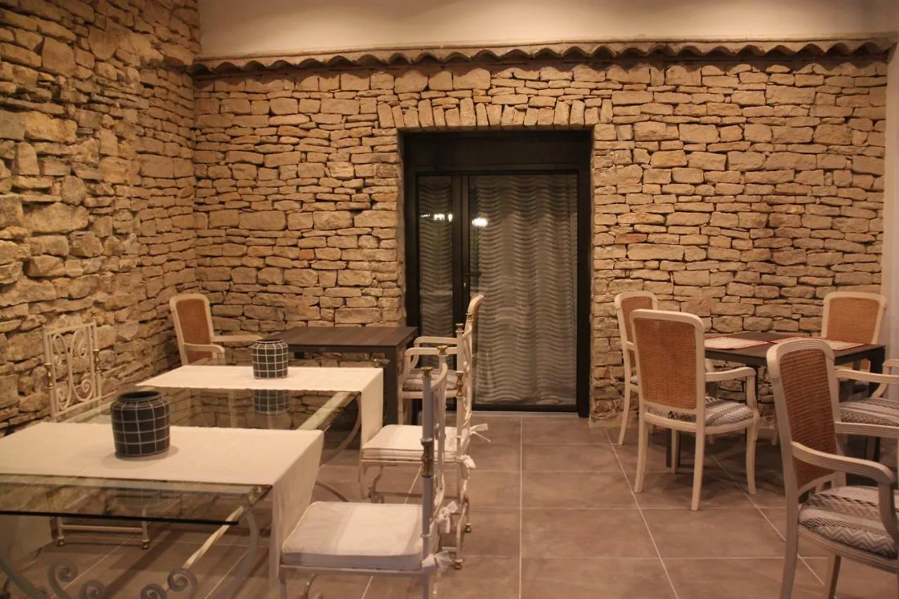 Le Hameau Fleur De Pierres , Chambre , Gite Et Table D'Hotes Murs  Murs (Vaucluse)